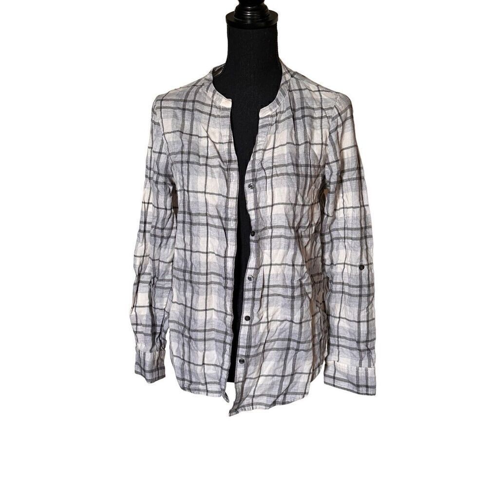 Calvin Klein Womens Medium Button Up Shirt Gray Plaid Flannel V Neck Lightweight